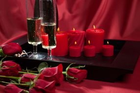 Фотообои Шампанское при свечах